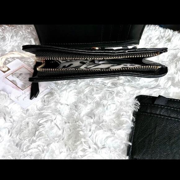 Brand New Jessica Simpson Black Medium Open Flap Zip Around Wallet + Card Case - Picture 5 of 6